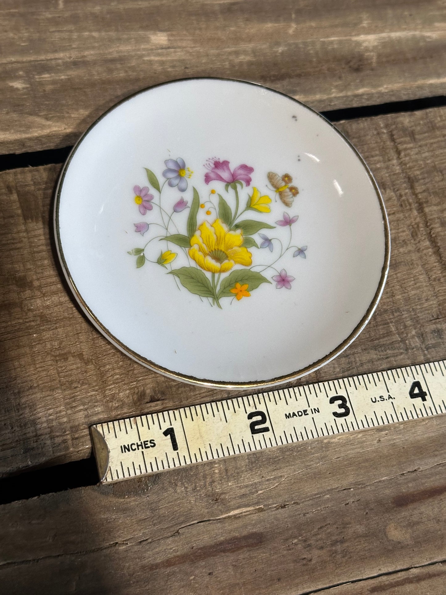 Fridge Dish Magnet