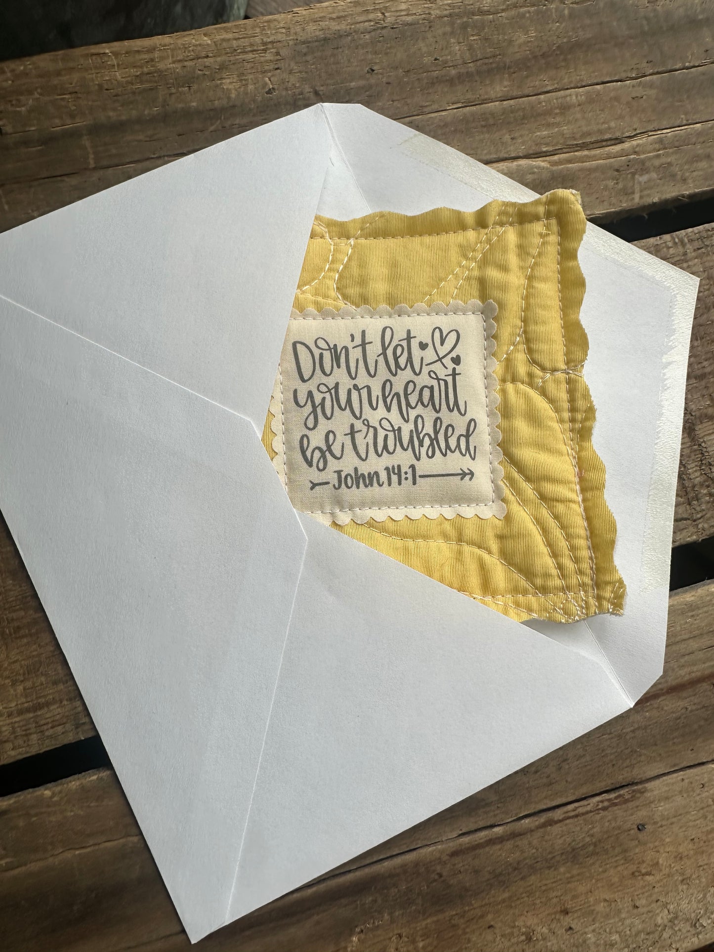 Cross in a Quilt Encourager