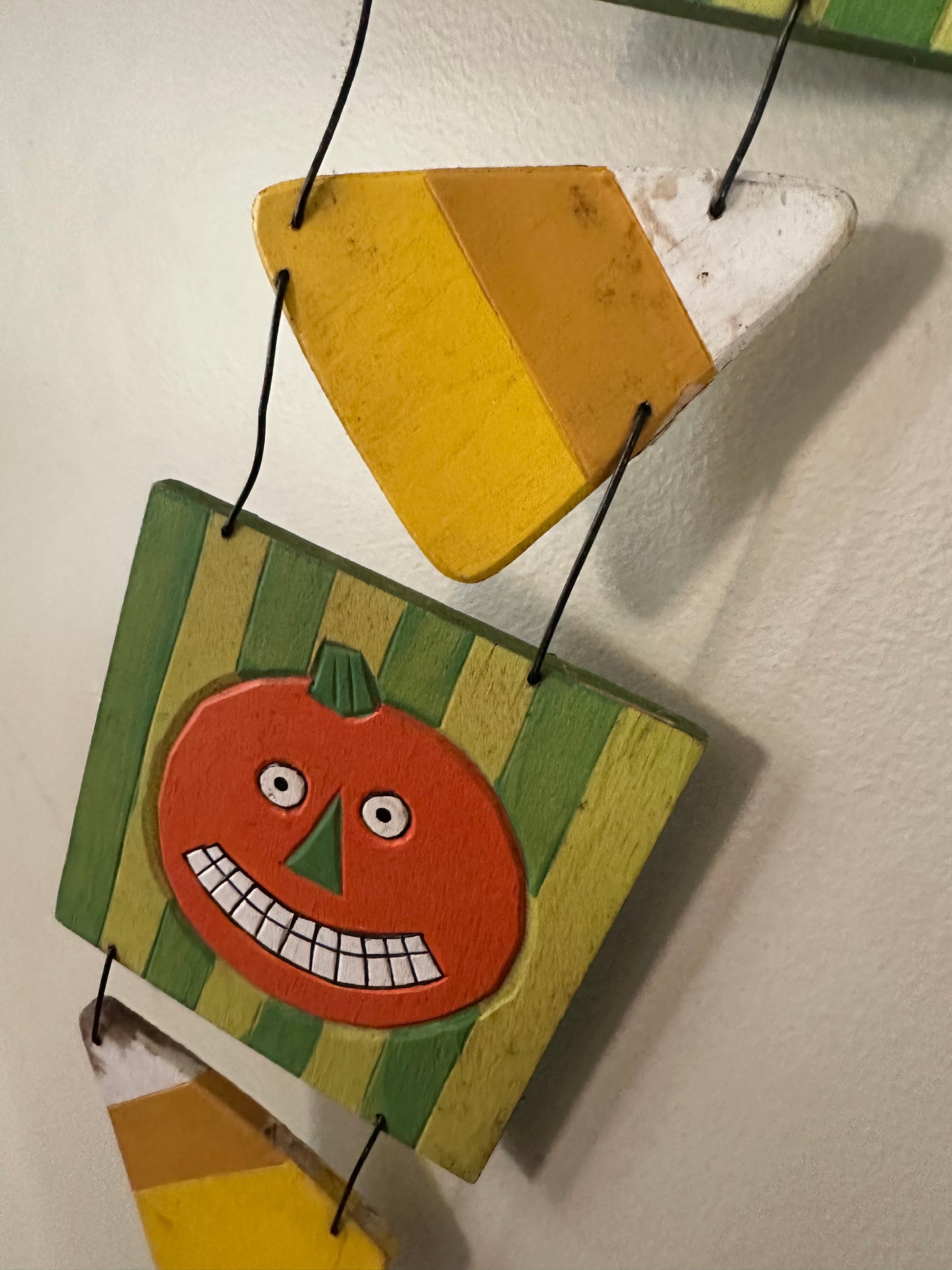 Vintage Halloween Wall Hanger