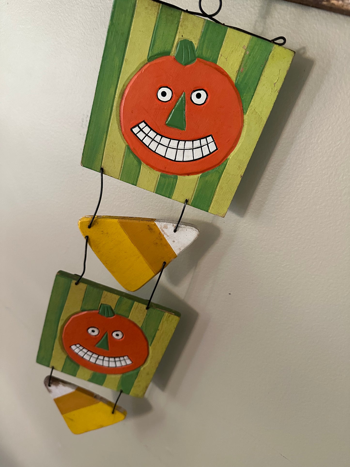 Vintage Halloween Wall Hanger