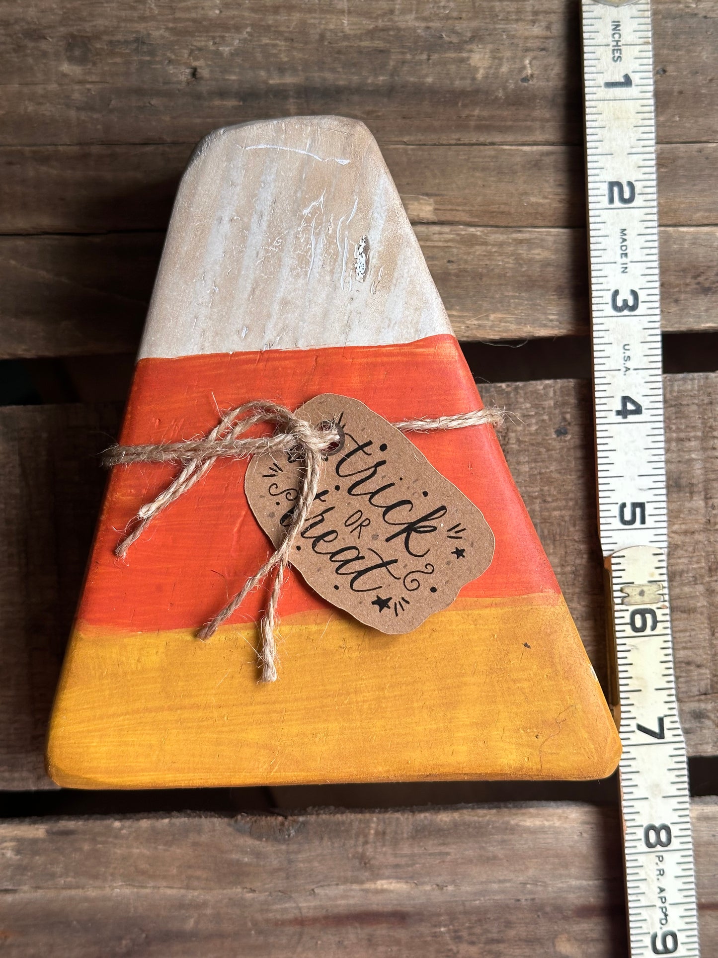 Distressed Candy Corn shelf sitter— trick or treat