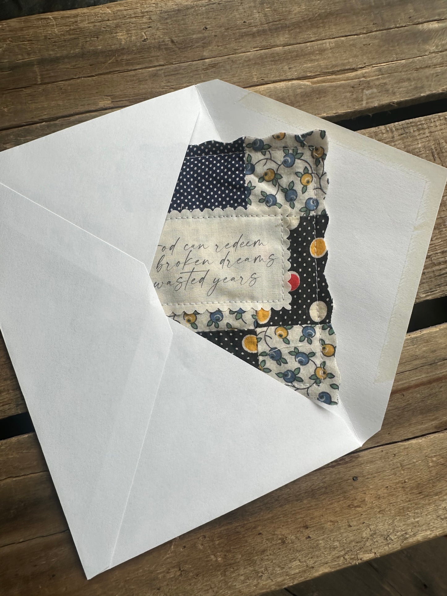 Cross in a Quilt Encourager