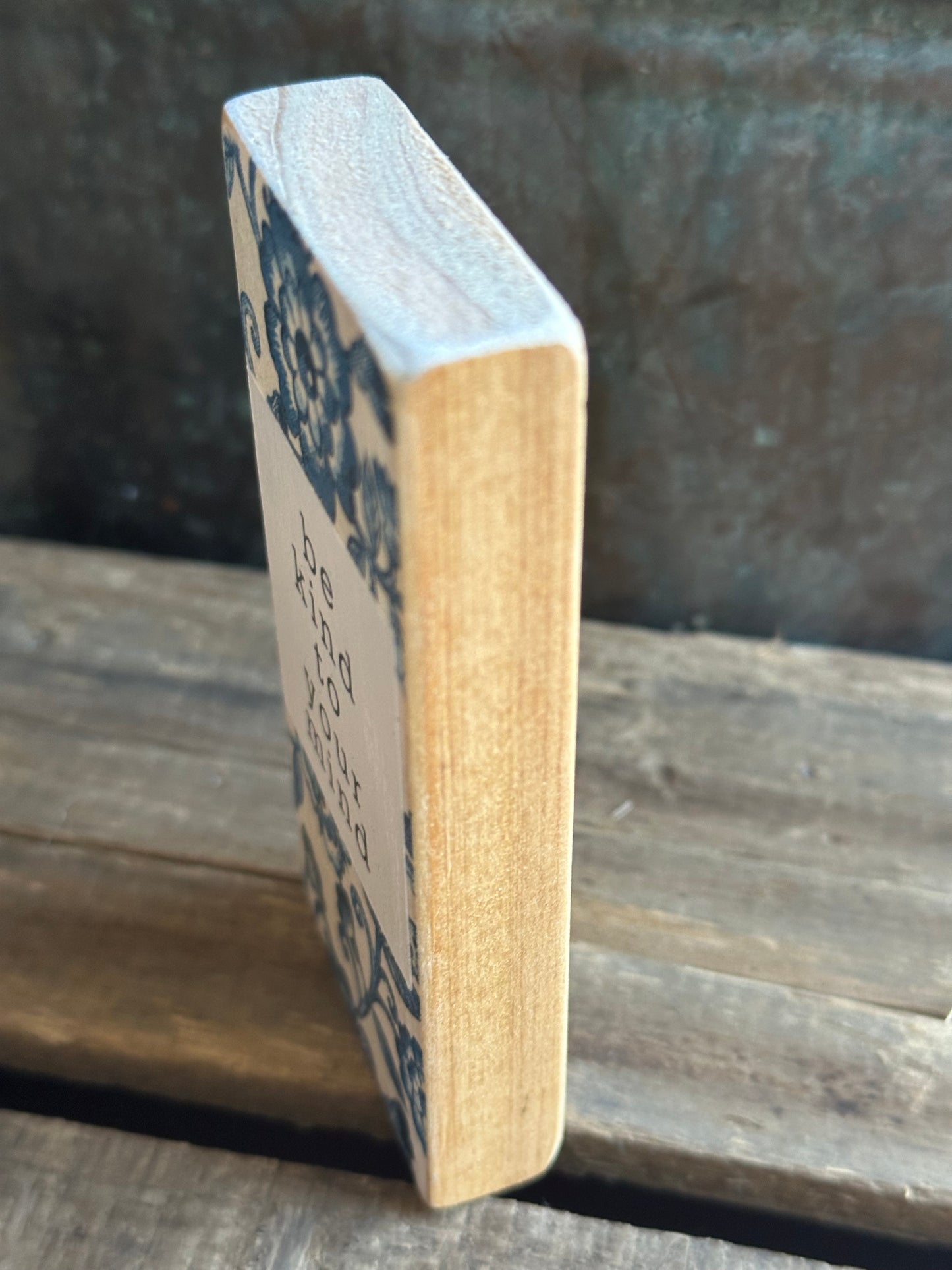Wood Encouragement Shelf Sitter