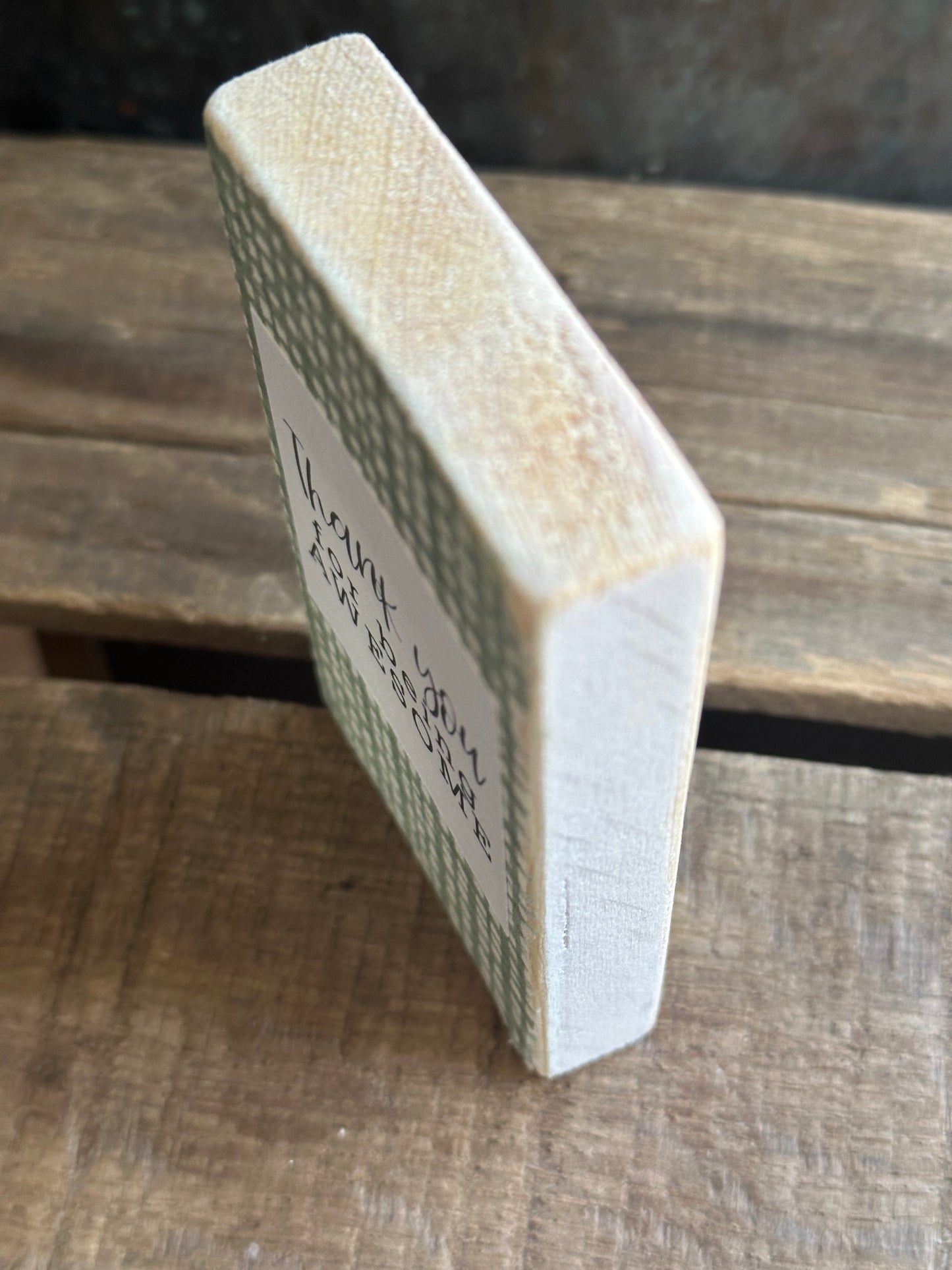 WOOD Encouragement Shelf Sitter