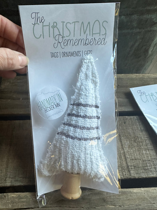 Mini Accent Slouch Tree