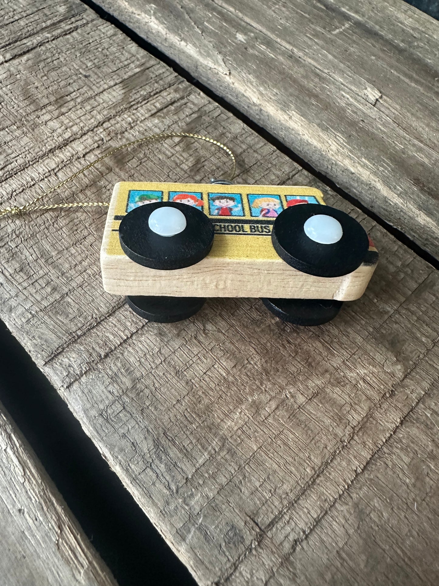Wood Toy: School Bus Ornament