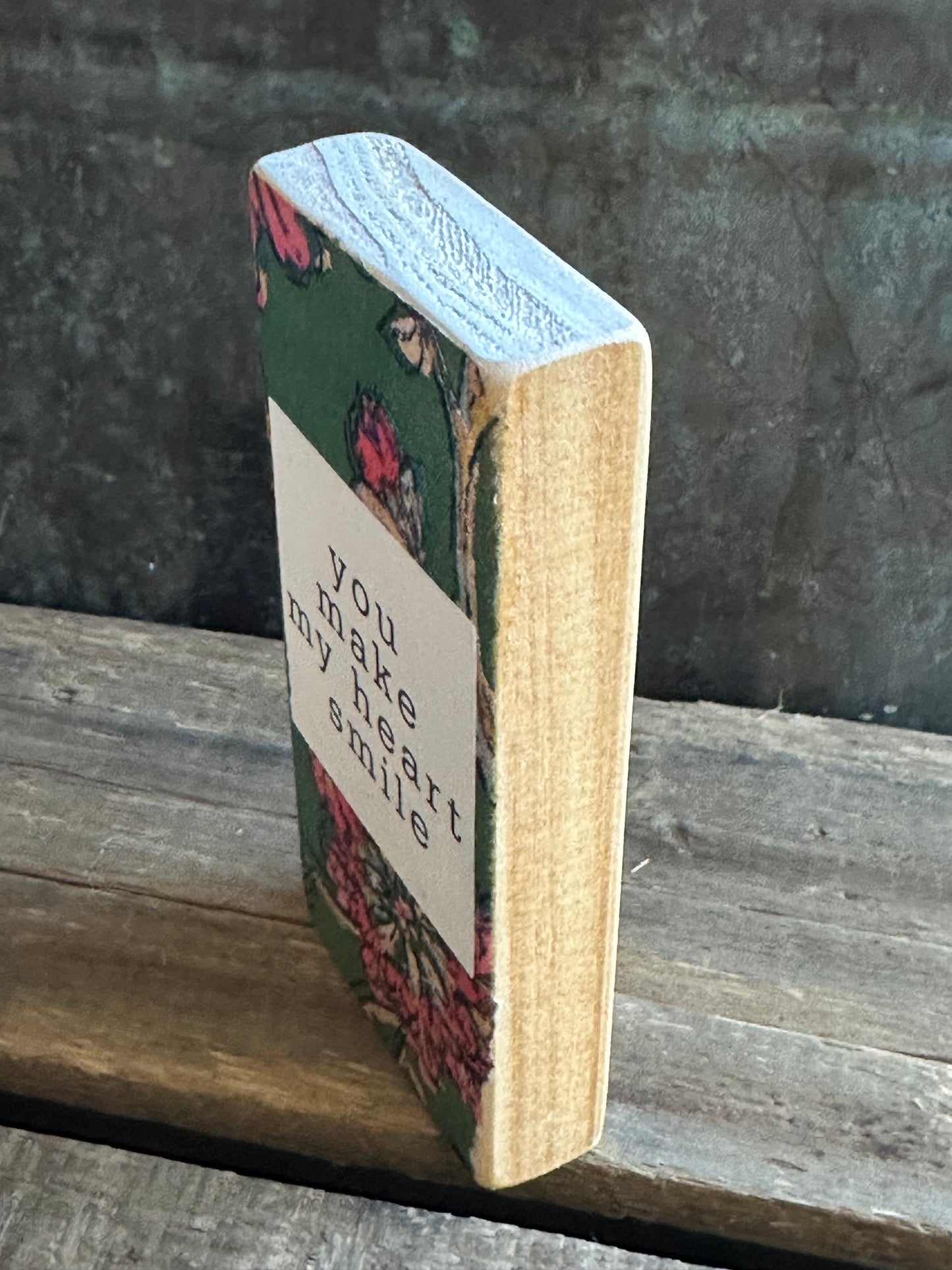 Wood Encouragement Shelf Sitter