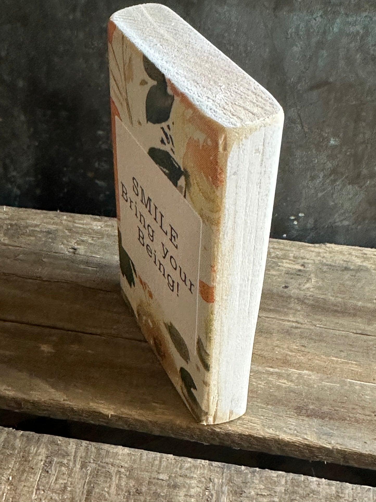 Wood Encouragement Shelf Sitter