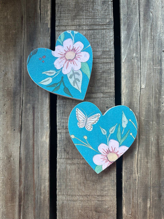 Wood Heart Shelf Sitter Set