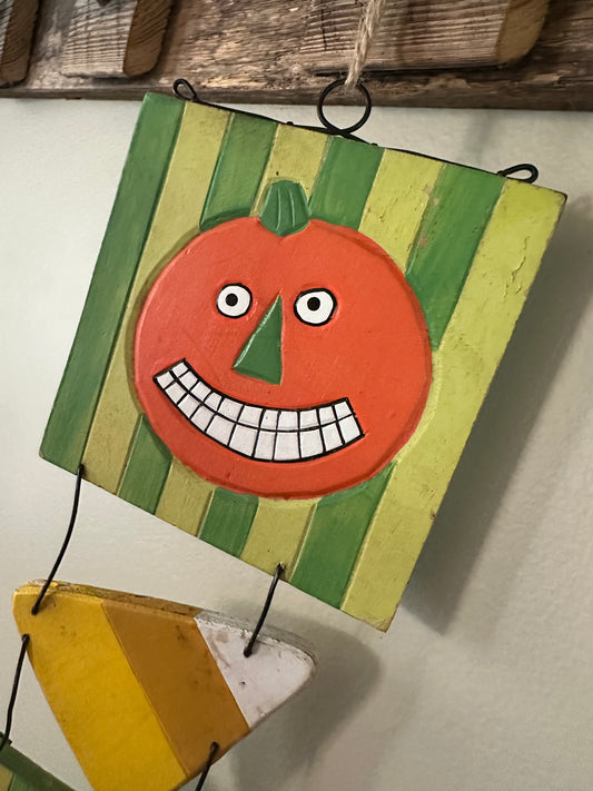 Vintage Halloween Wall Hanger