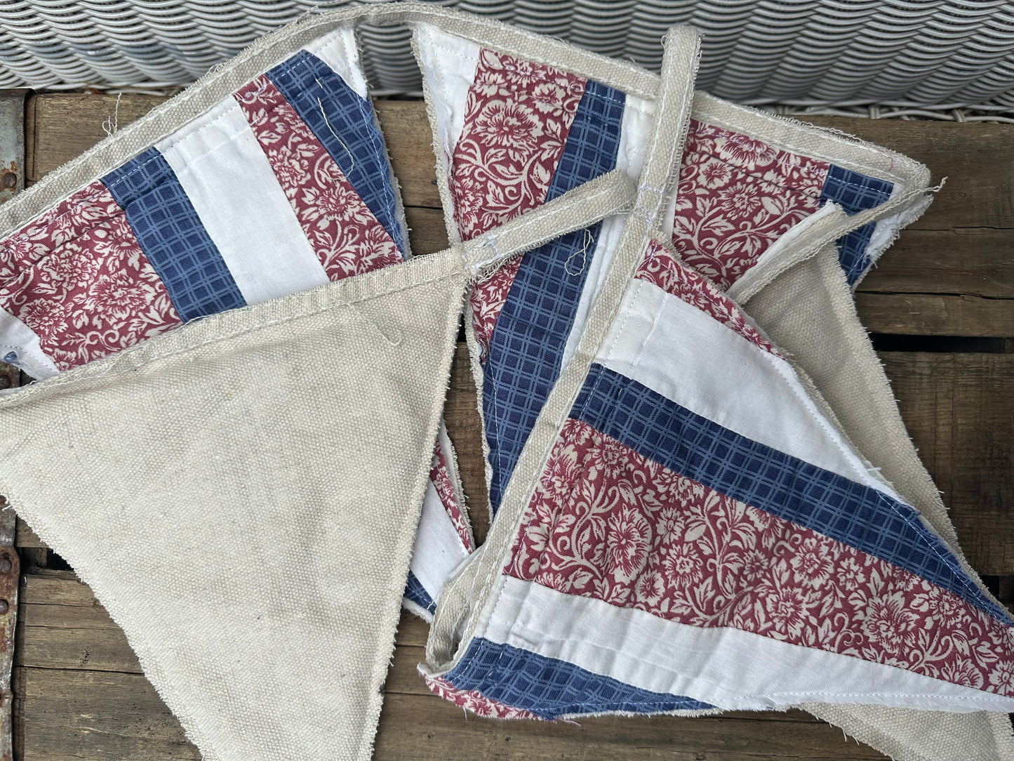 BANNER  Patriotic Quilted Scrappy Vertical Pendants