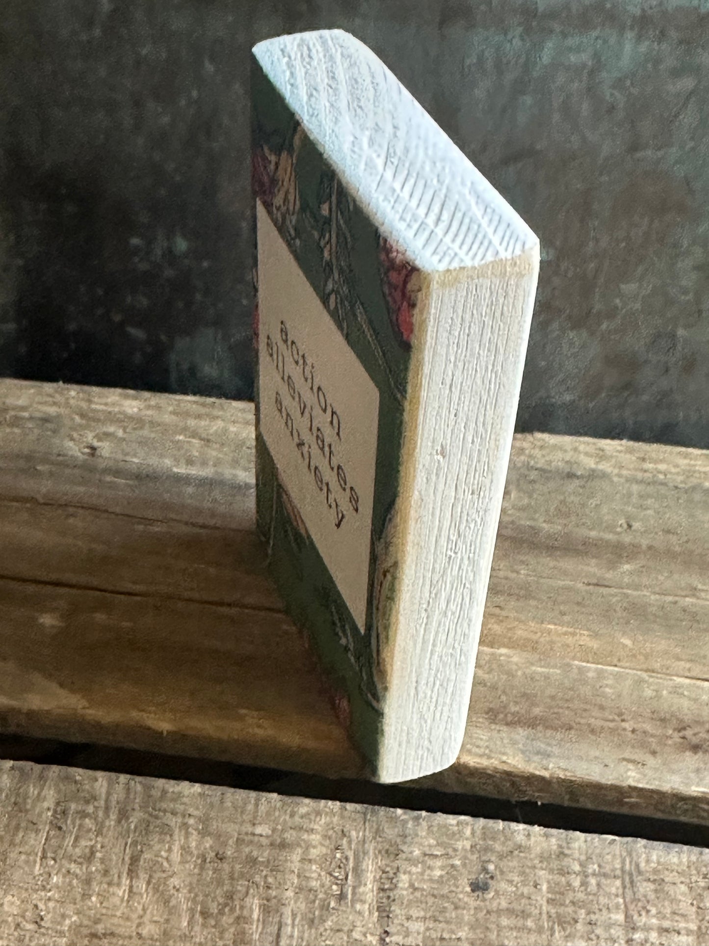 Wood Encouragement Shelf Sitter