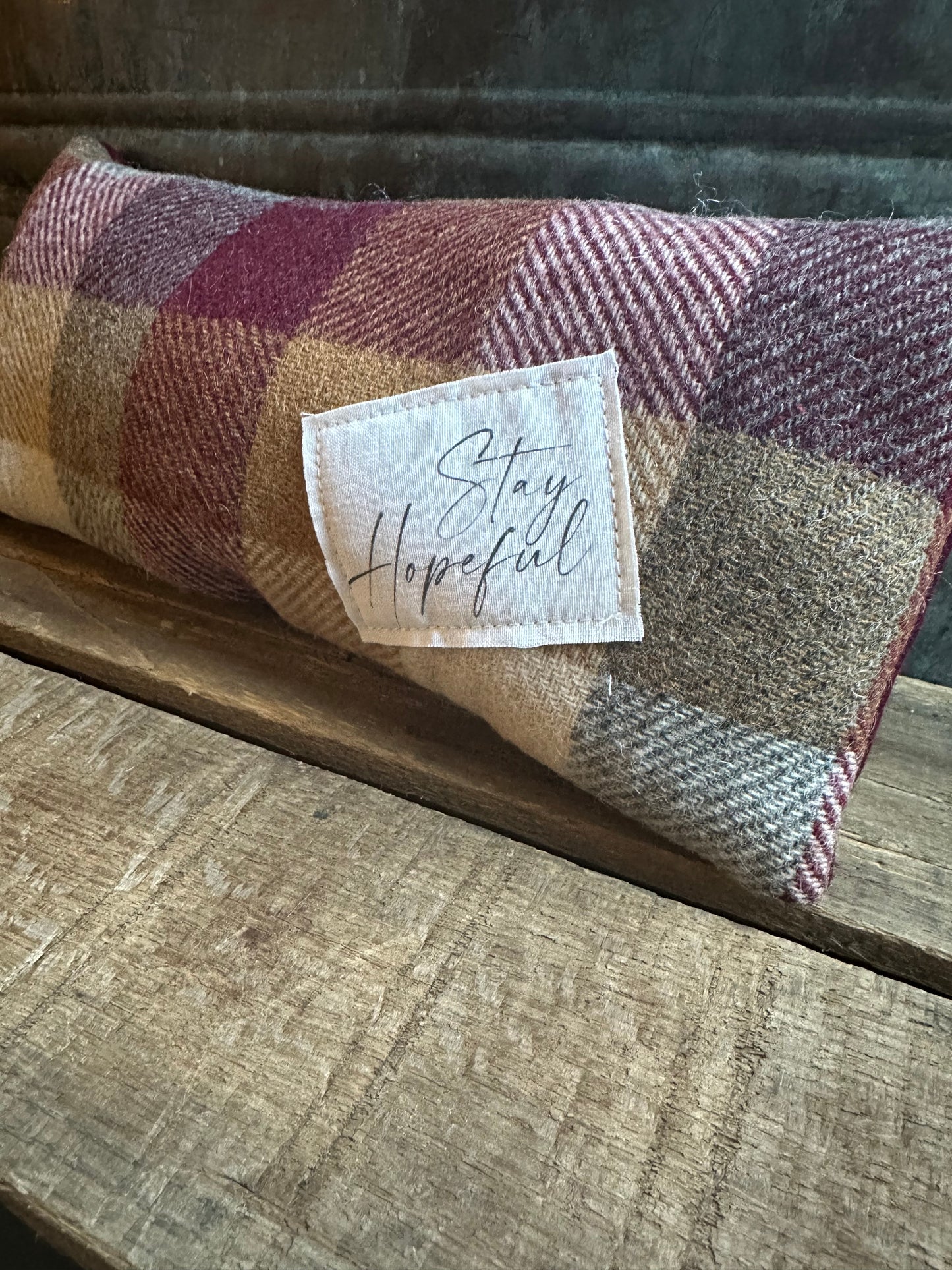 Wool Accent pillow reminder: Stay Hopeful