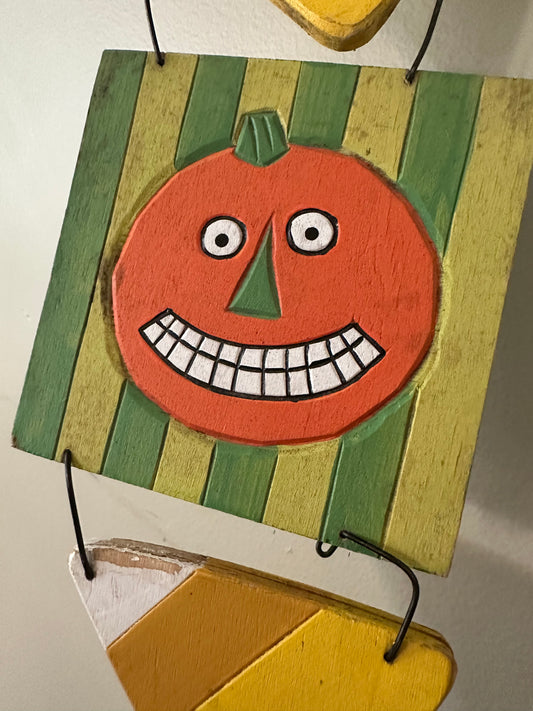 Vintage Halloween Wall Hanger