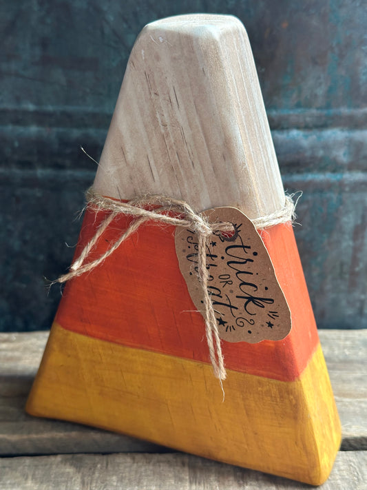 Distressed Candy Corn shelf sitter— trick or treat