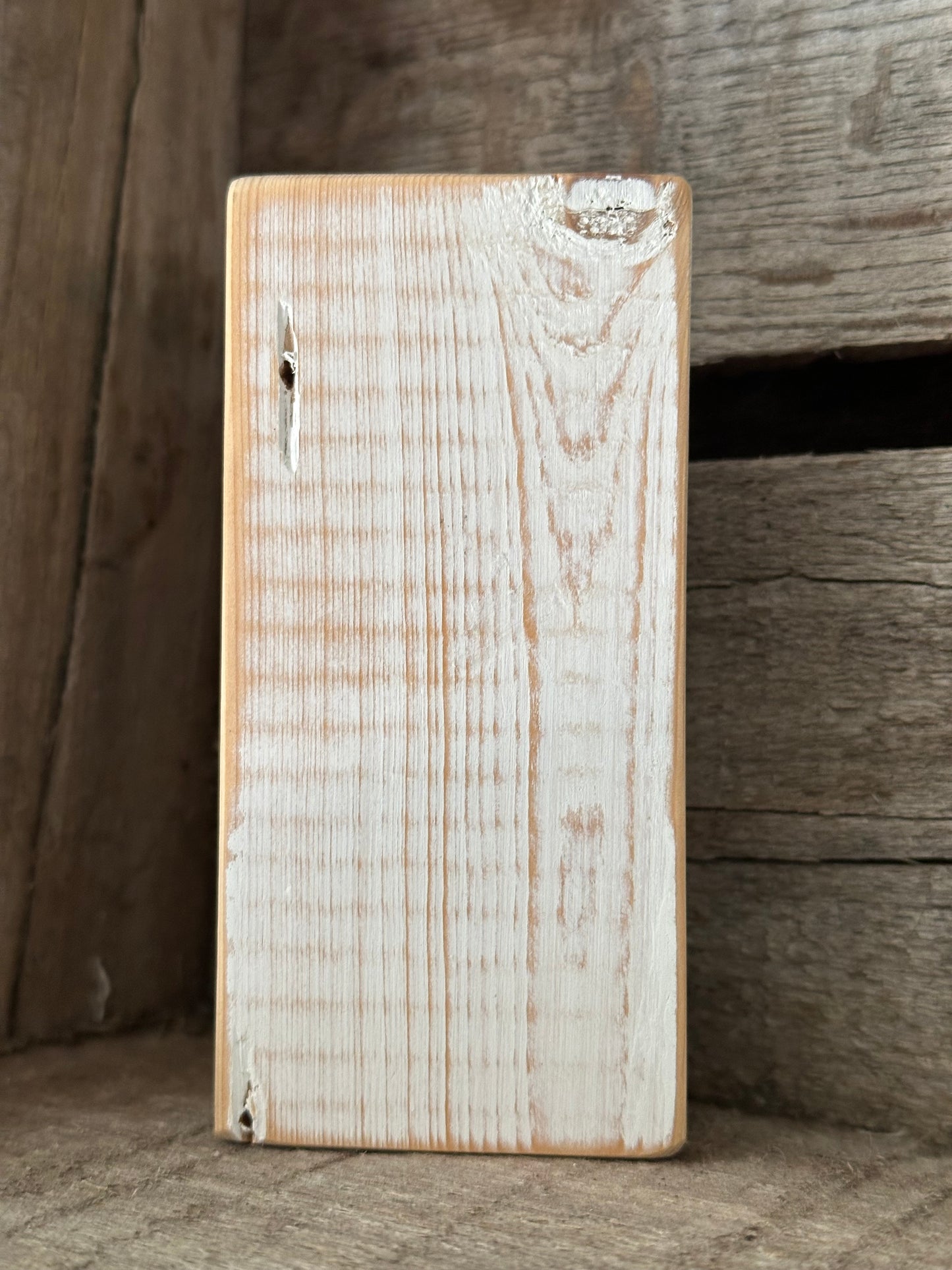 WOOD Encouragement Shelf Sitter