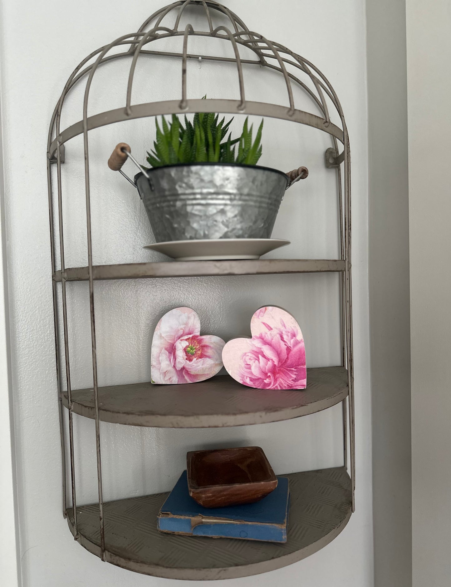 Wood Heart Shelf Sitter Set