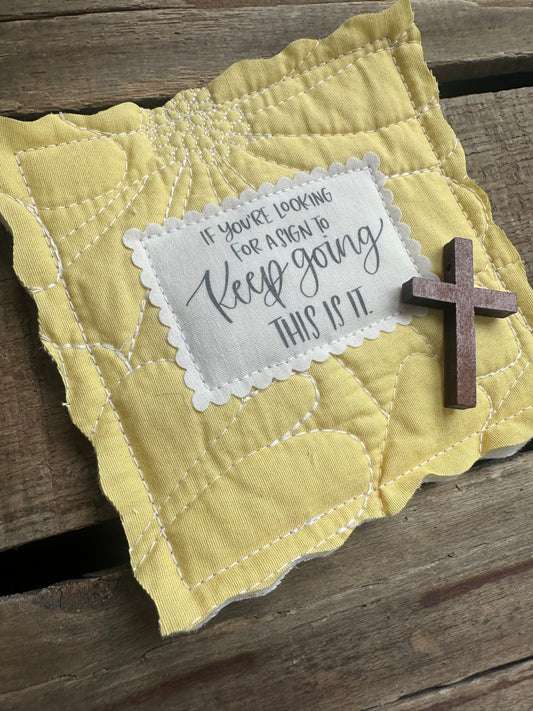 Cross in a Quilt Encourager