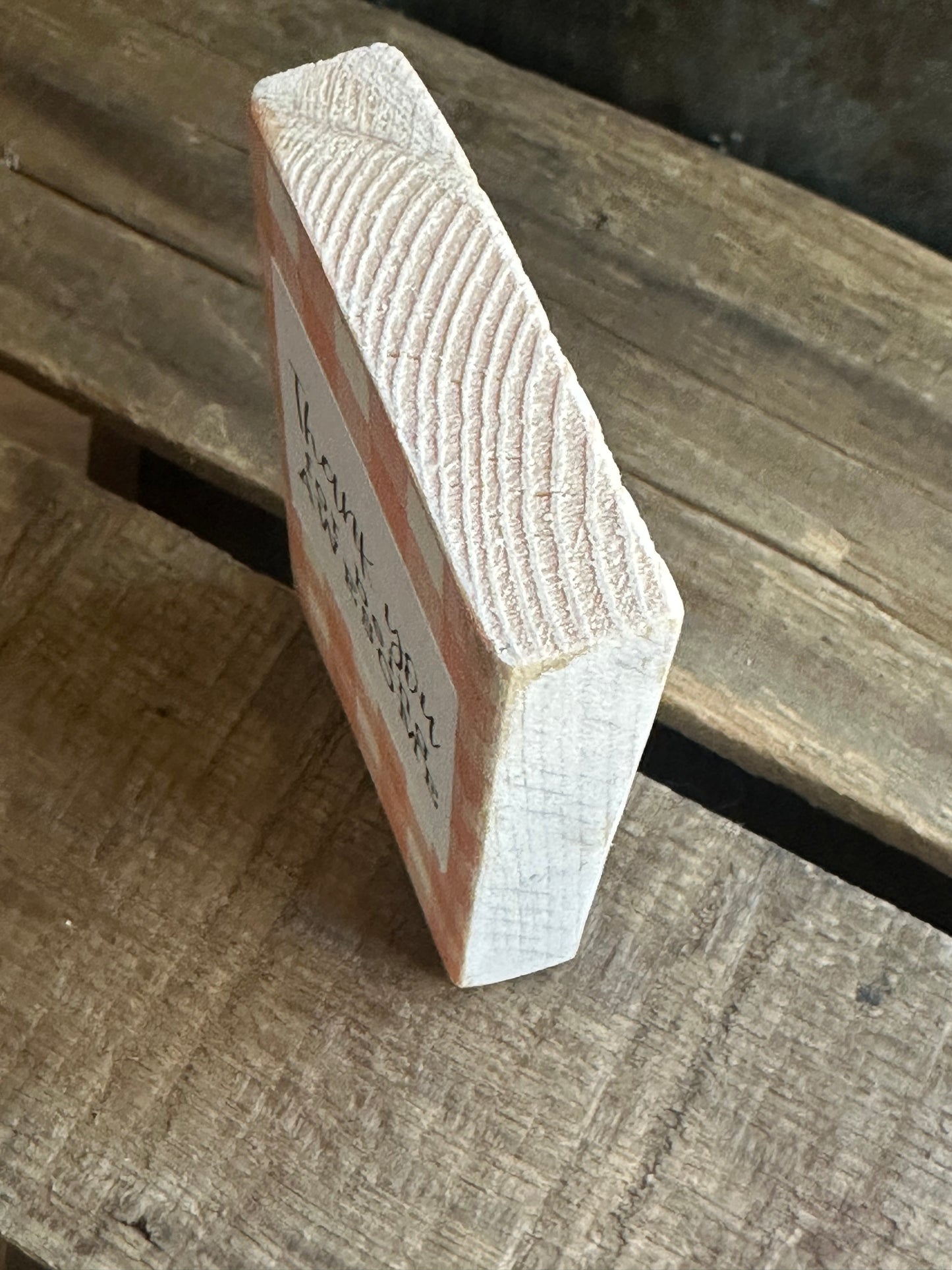 WOOD Encouragement Shelf Sitter