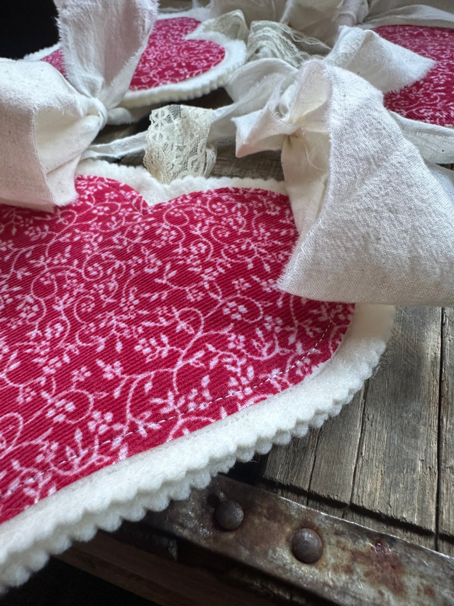 BANNER Heart Wool Corduroy + Bows