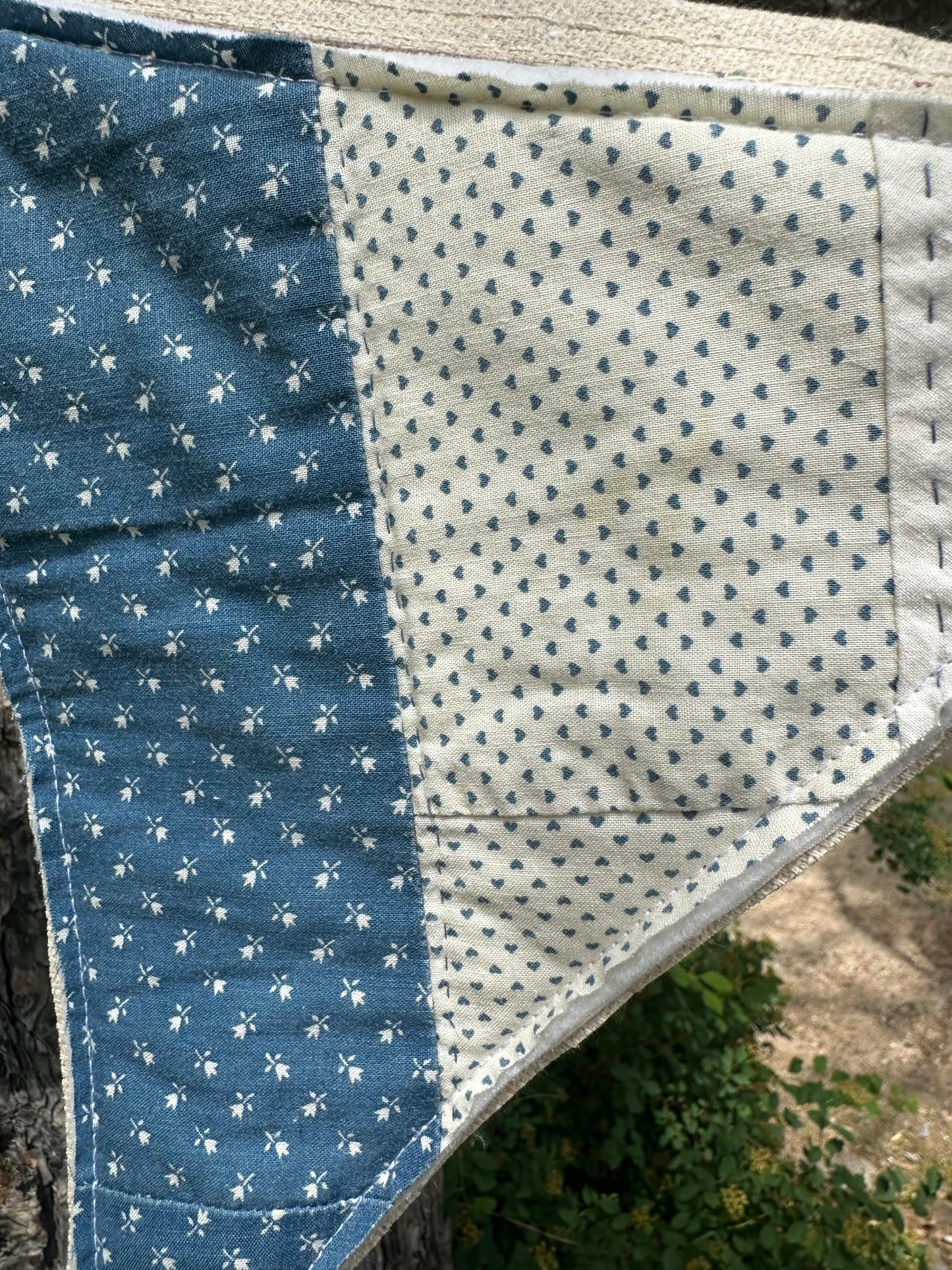 BANNER Patriotic Retro Blue Quilt + Red Pendants