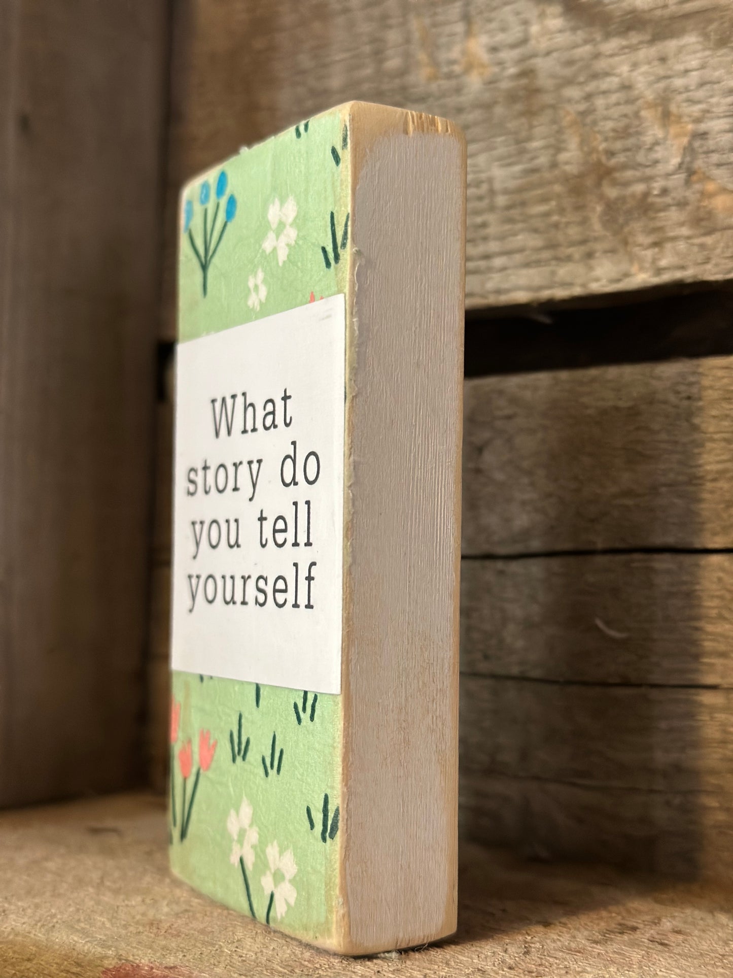 WOOD Encouragement Shelf Sitter