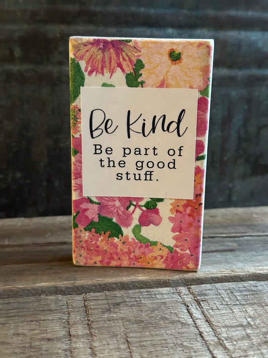 Shelf Encouragement Sitter