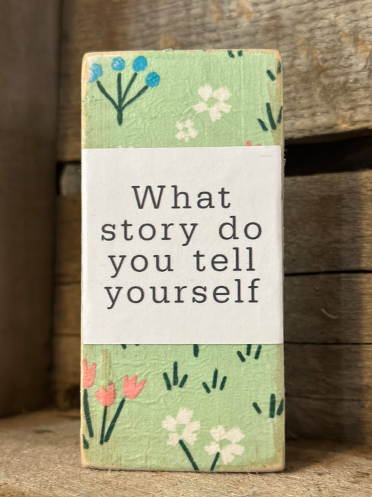WOOD Encouragement Shelf Sitter