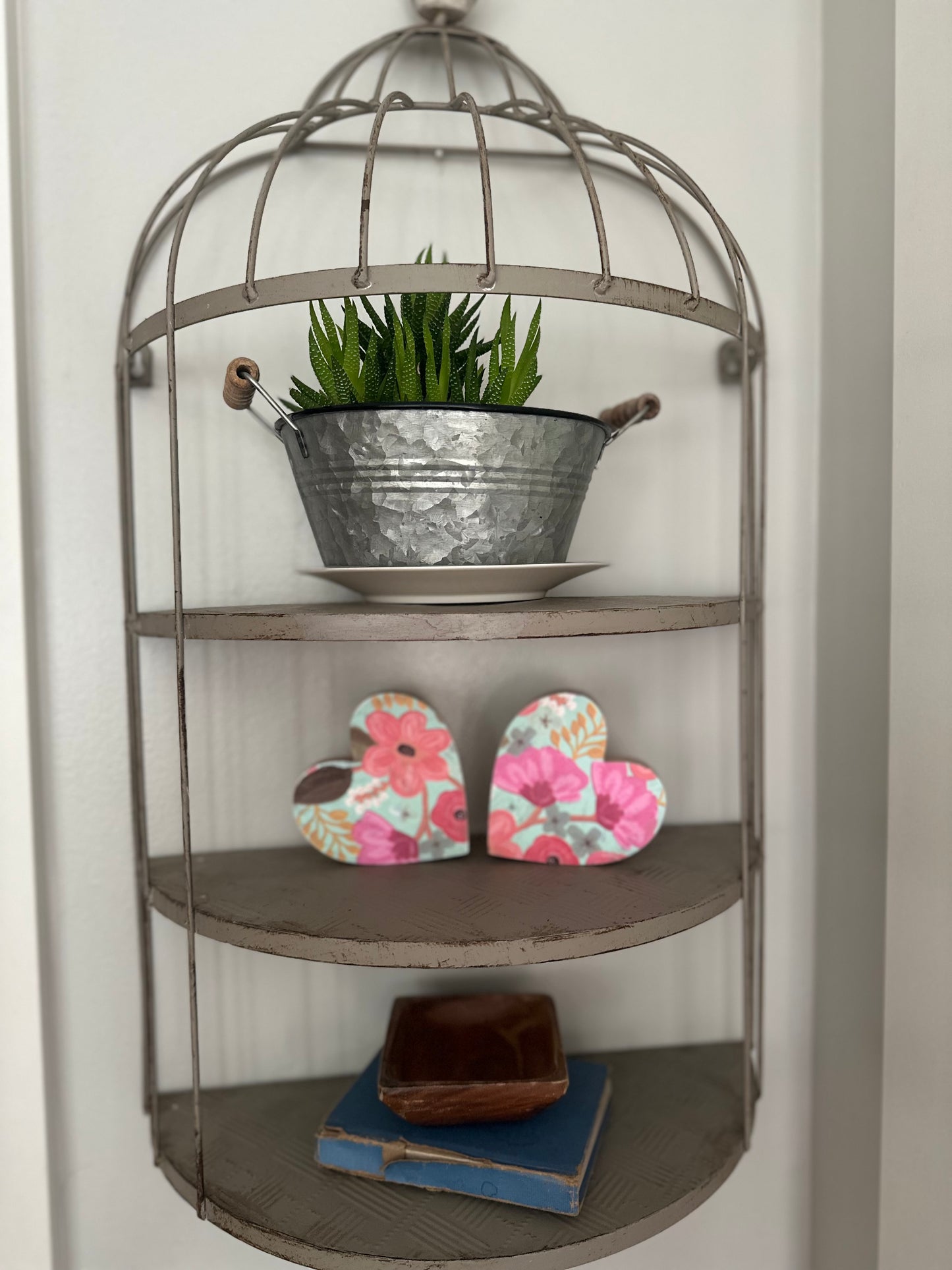 Wood Heart Shelf Sitter Set