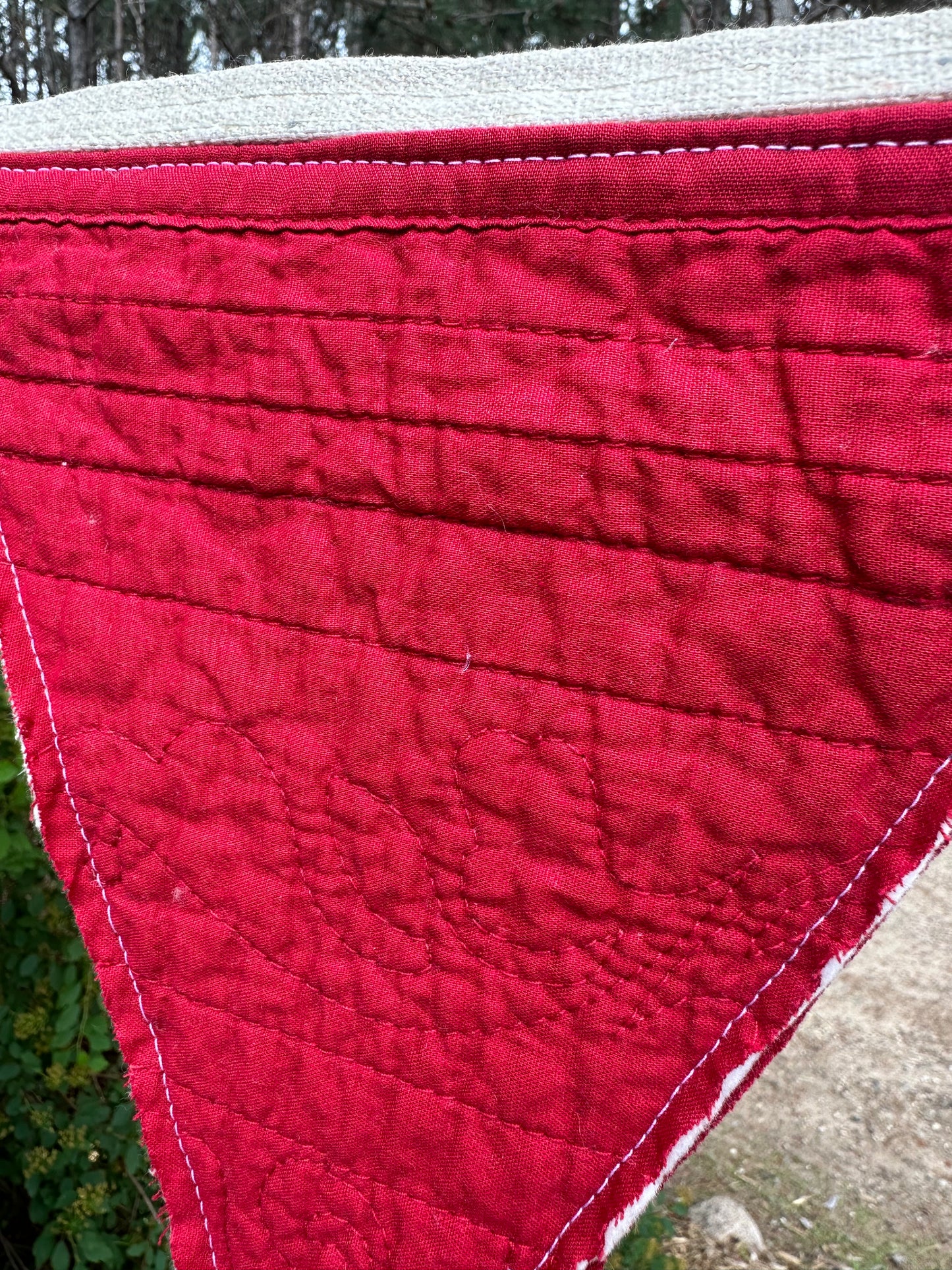 Banner Patriotic Red Quilt + Striped Blue Pendants