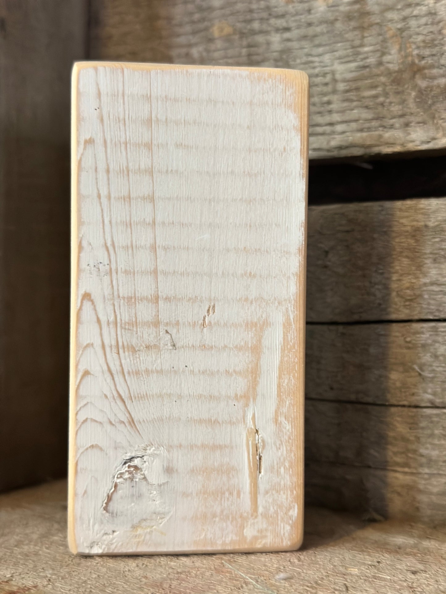 WOOD Encouragement Shelf Sitter