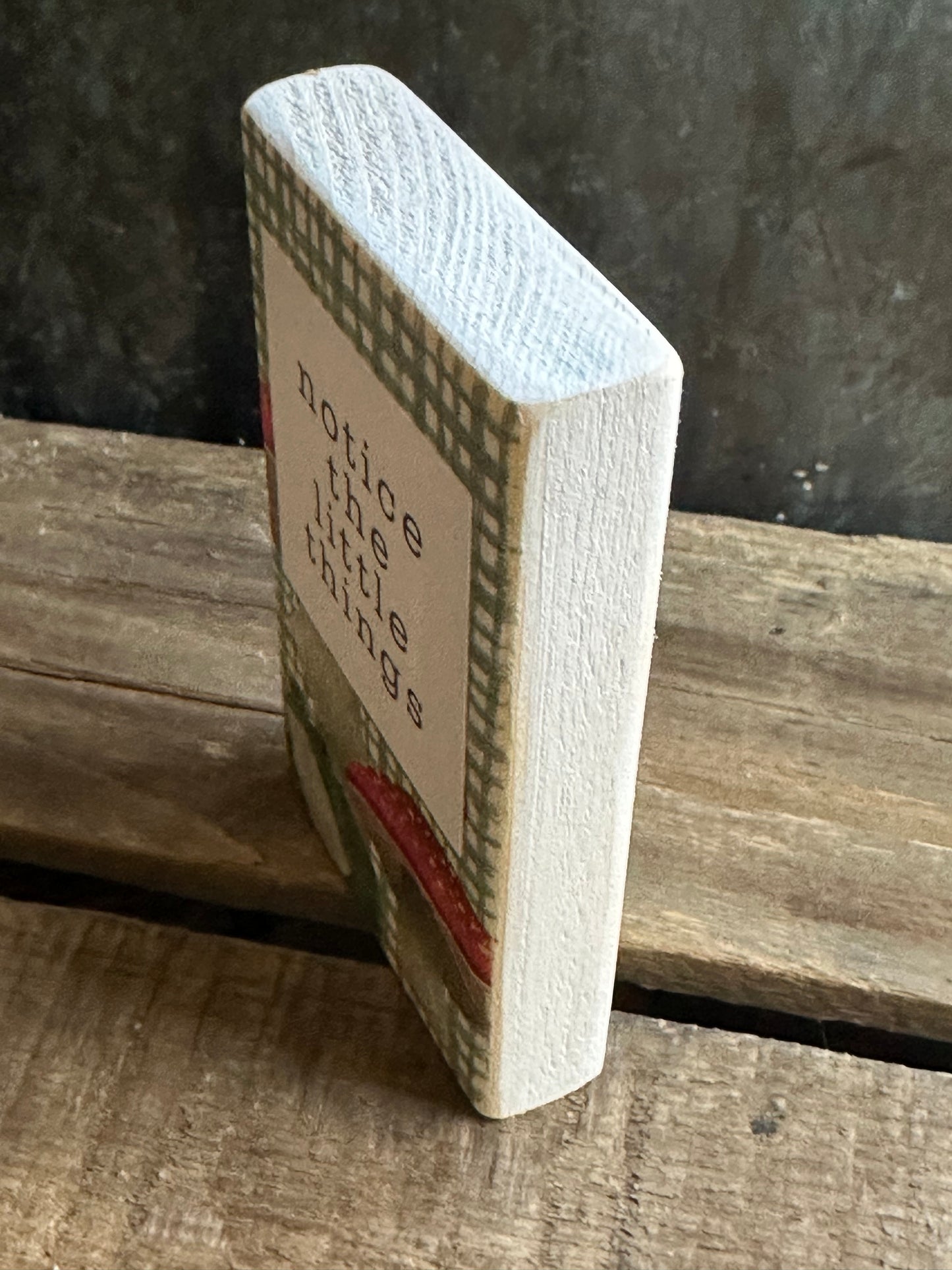 Wood Encouragement Shelf Sitter