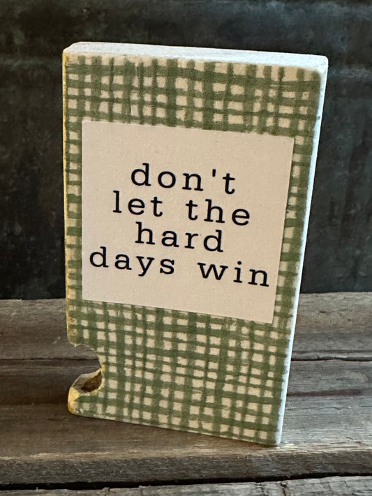 Shelf Encouragement Sitter