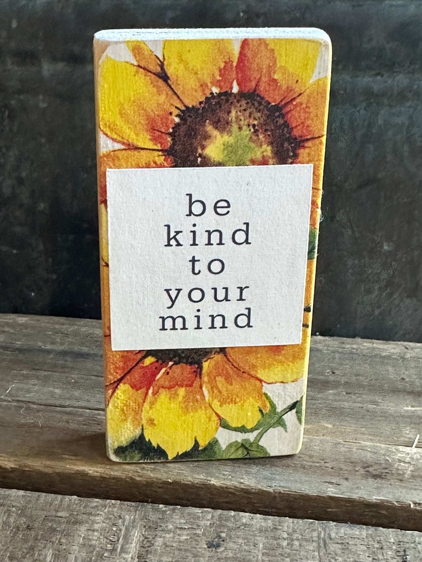 Wood Encouragement Shelf Sitter