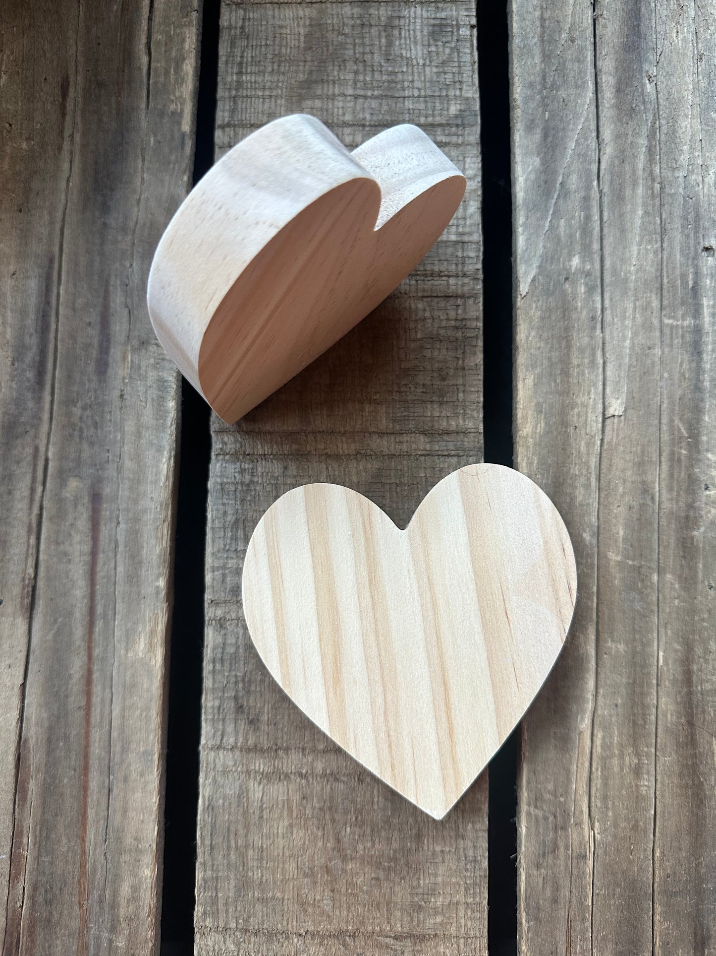 Wood Heart Shelf Sitter Set