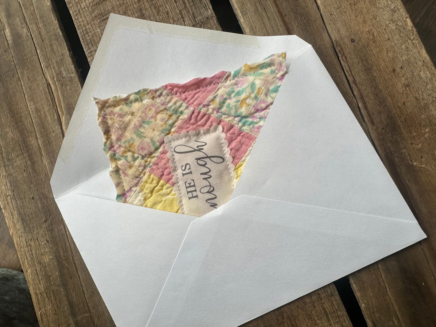 Cross in a Quilt Encourager