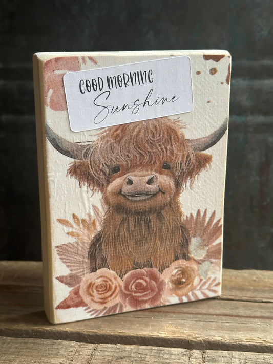 Highland Cow Shelf Sitter (upper)