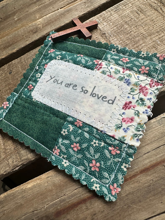 Cross in a Quilt Encourager