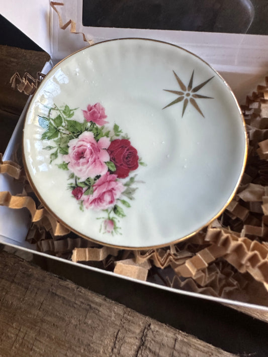 Magnet: Vintage Mini Bone China Plate - gift box