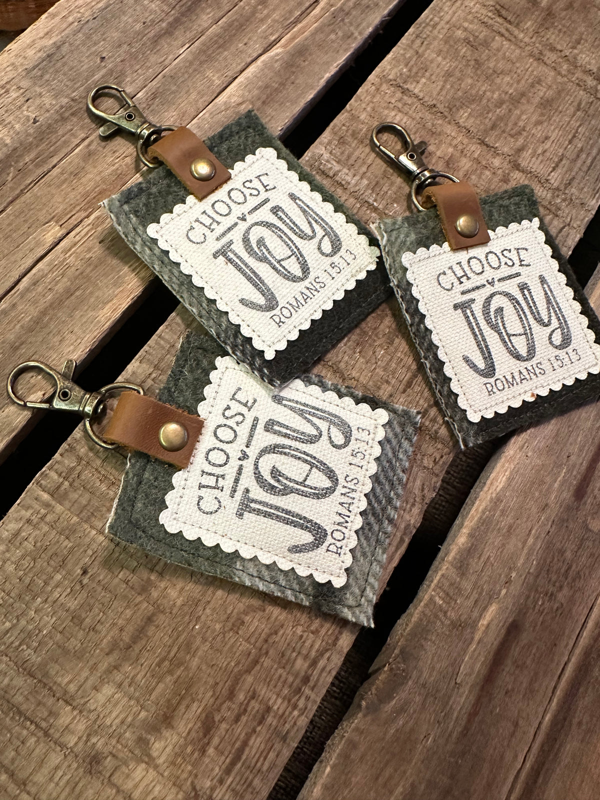 Choose Joy Vintage Wool Bag Tag | Single Tag