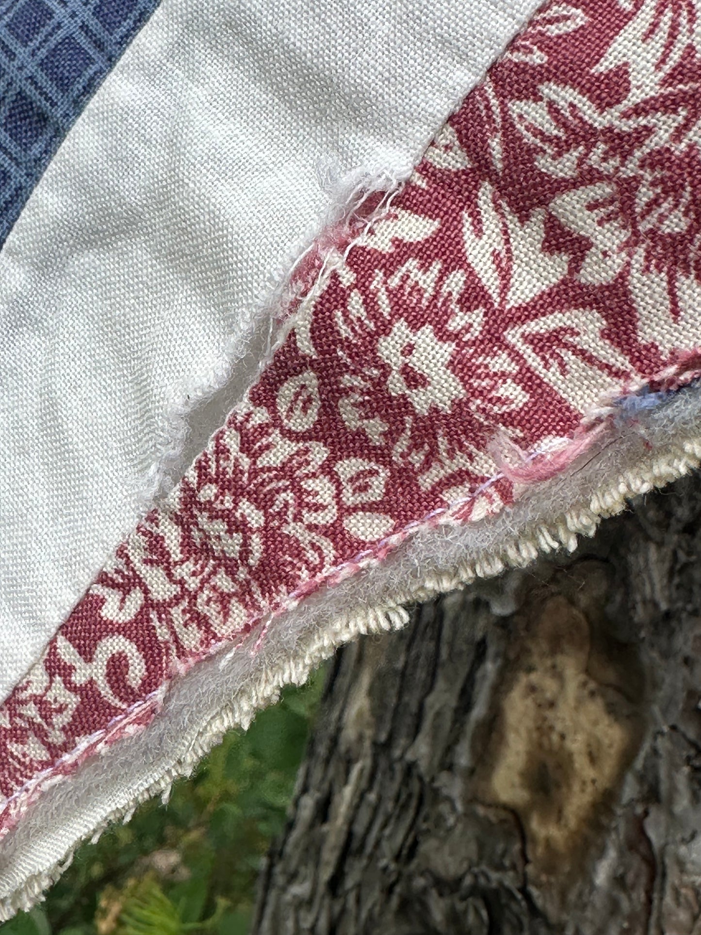 BANNER  Patriotic Quilted Scrappy Vertical Pendants