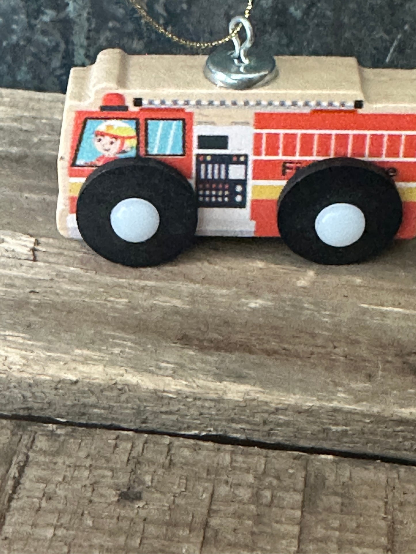 Wood Toy: Fire Truck Ornament