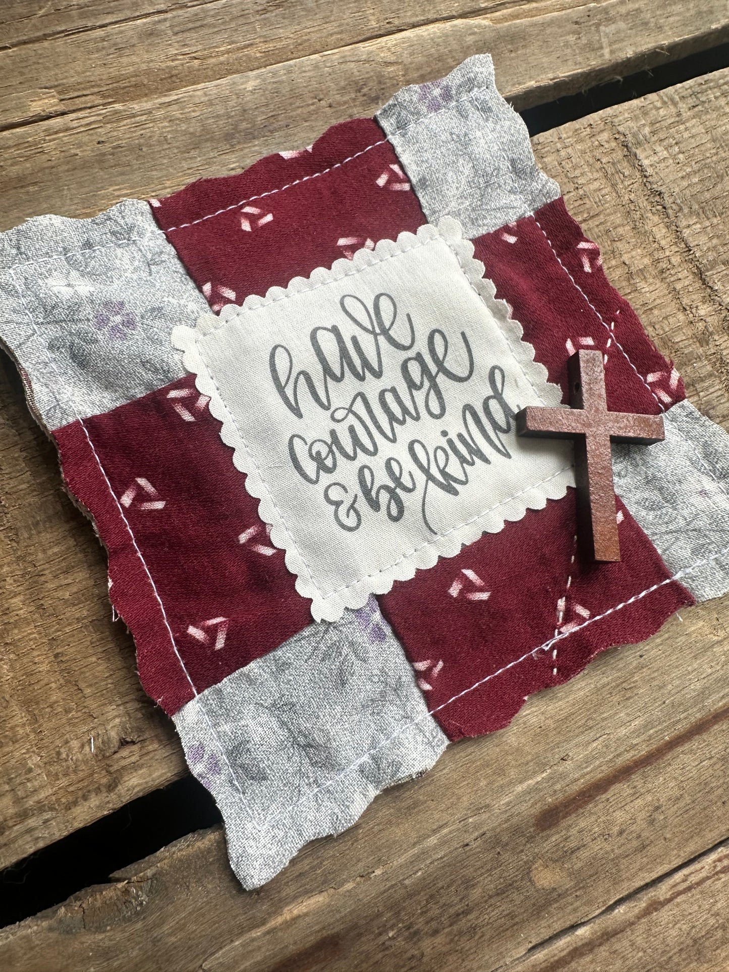 Cross in a Quilt Encourager