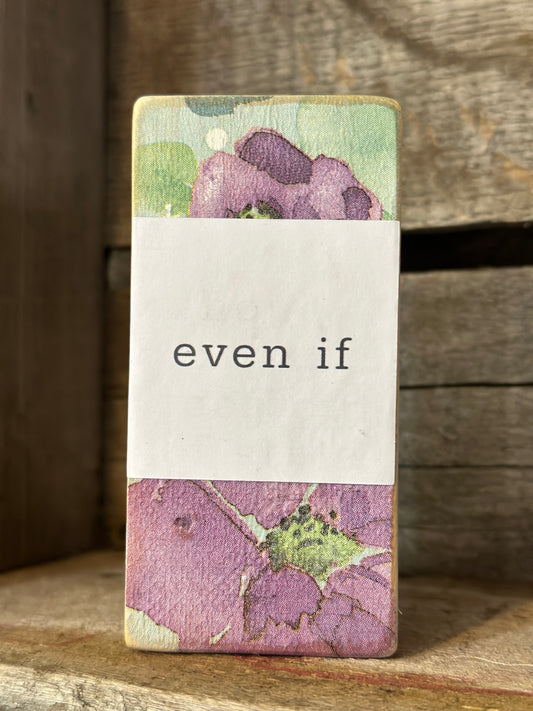 WOOD Encouragement Shelf Sitter
